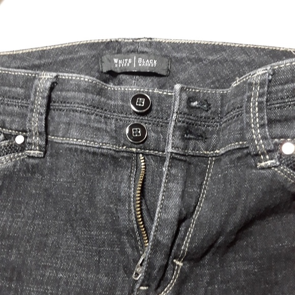 WHBM blanc dark gray wash flare size 4 jeans - Picture 3 of 4